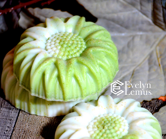 Oatmeal and Spirulina Soap.